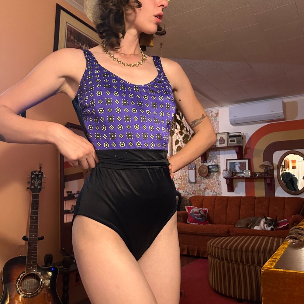 1980s vintage geometric indigo and black scoop back full coverage swim suit!